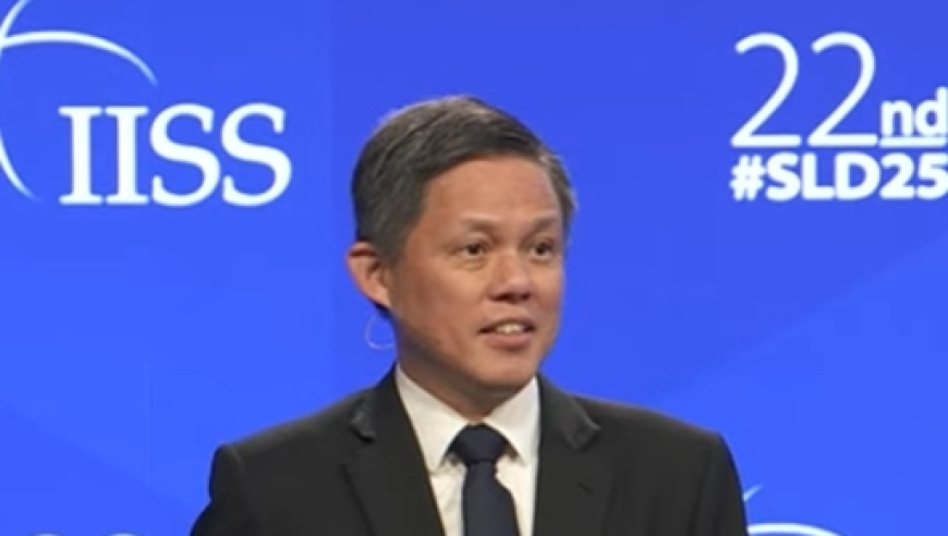 澳门结果2025查询,网友给孩子戴上箭头发箍方便找娃,确保成语解释落实的问题_纪念版V15.28